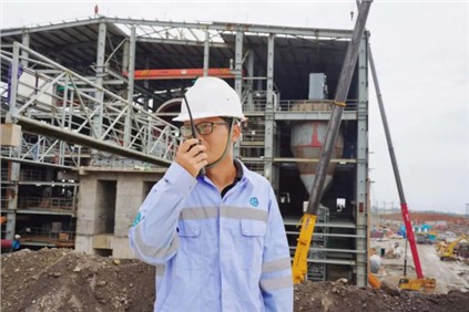 漂洋過海去奮斗丨李佳紅：奉獻(xiàn)海外、無(wú)悔堅(jiān)守的“海燕”