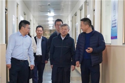 多位院士考察中偉共探產業(yè)技術攻關